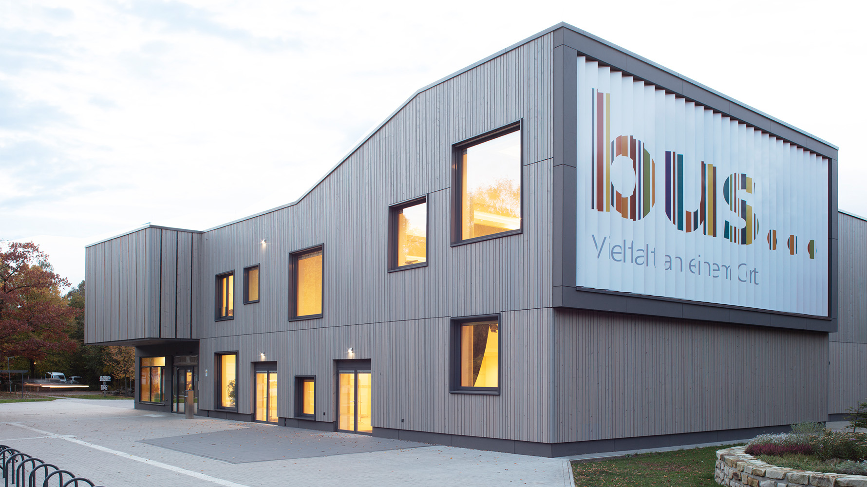 Bürger- und Sozialzentrum Huchting Außenansicht Bürger- und Sozialzentrum Huchting Außenansicht